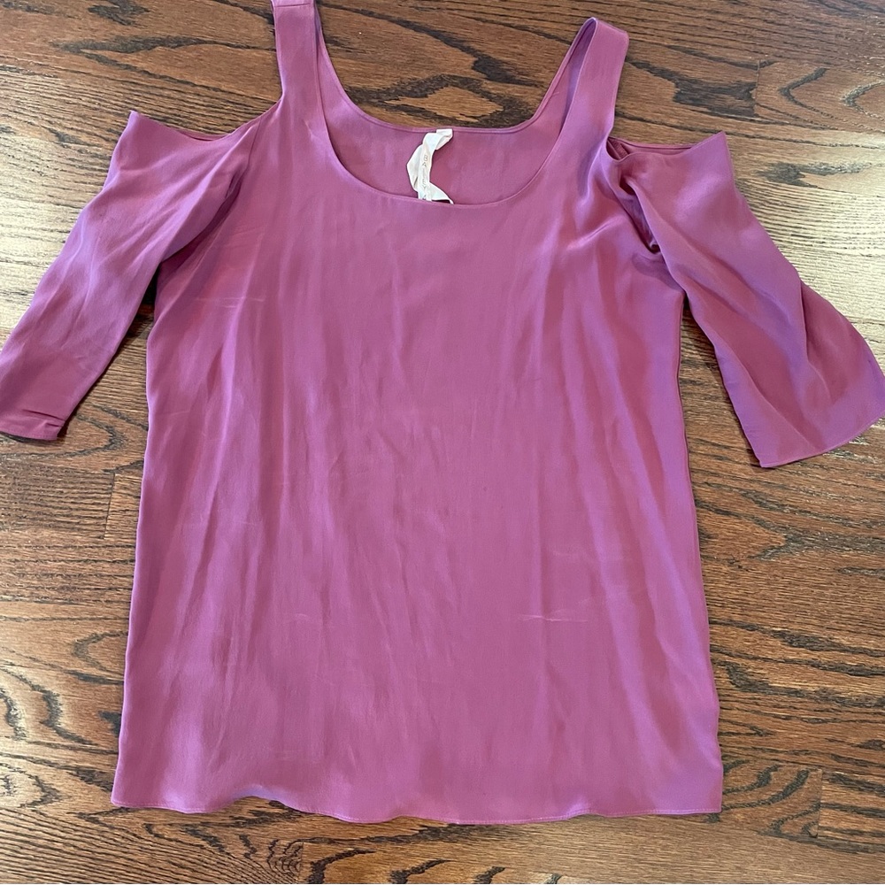 Bailey 44 Mauve Cut Out Shoulder Blouse